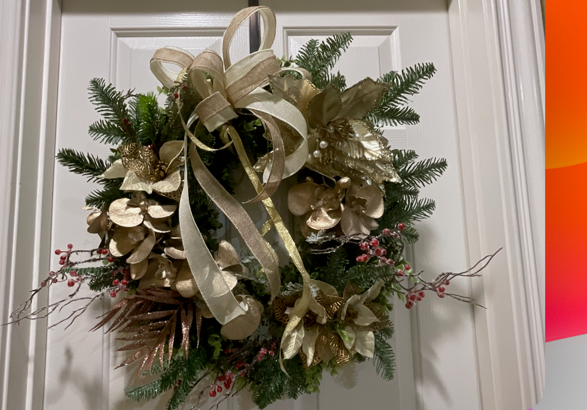 Golden wreaths